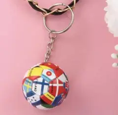 新品　国旗デザイン サッカーボール型　キーホルダー