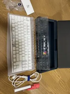 Ducky One2 Pure White RGB TKL 80％ 赤軸
