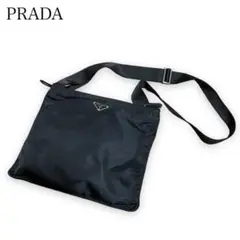 PRADA ショルダーバッグ サコッシュ ナイロン 三角プレート マチなし 黒