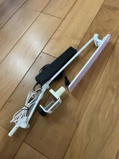 カリモクデスクライトLED ピンク