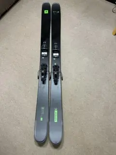 ARMADA JJ UL 男性用スキー King Pin 付き、シール付き