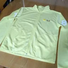 美品キア 長袖Ｔシャツ　ジップアップジャケット
