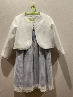 フォーマルワンピース（女の子）　子供服