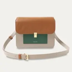 極美品　特価　クルニ　メンズ　レディース　レザーフラップショルダーバッグ