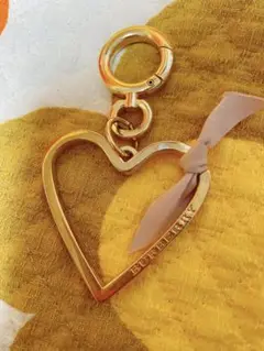Burberry バーバリー キーホルダー ハート チャーム