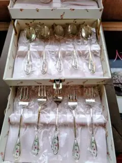 Item thumbnail for item 5e3bc6c5-4479-4431-9635-c797f0735369