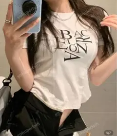 不均一デザイン スプリットヘム レター プリント 半袖Tシャツ レディース