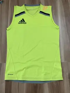 アディダス　タンクトップ　ノースリーブ　ランニング