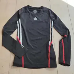 adidas ブラック 長袖 アンダーウェア、ラッシュガード　140