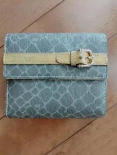 NINA RICCI ニナ・リッチ お財布 折りたたみ財布 便利 クリスマス