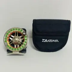 DAIWAロッホモアslaラージアーバーフライリール専用ケースDT-3ライン付き フライリールは軽きゃいいってもんじゃない | trouting