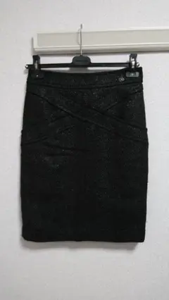 【美品】CHANEL シャネル 黒ツイードスカート 膝丈 P44 ココボタン