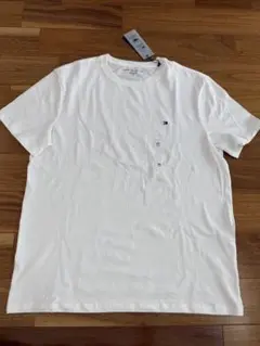 新品　トミーヒルフィガー　Tシャツ　ホワイト　メンズ　M