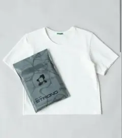 STRONG ホワイト Tシャツ　Pack Tee