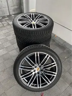 ポルシェ マカン純正 911ターボデザインホイール 21インチ タイヤ付き ポルシェ(純正) 911ターボデザインホイール(21インチ) のパーツ