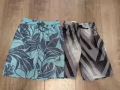 男の子用水着 青と黒のリーフ柄
