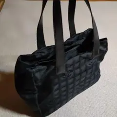 中古CHANEL ニュートラベルライン ブラック