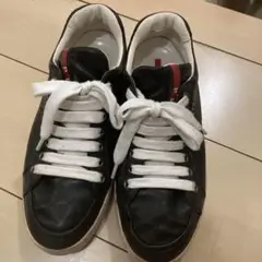 PRADA 黒スニーカーオールレザー