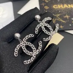 A371 CHANEL ヴィンテージ チャーム ピアス ココマーク