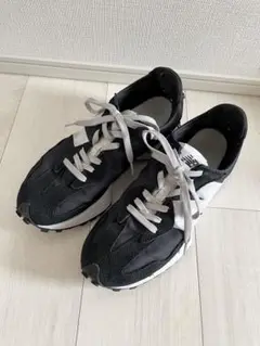 ニューバランス 327 27.0 ブラック　黒