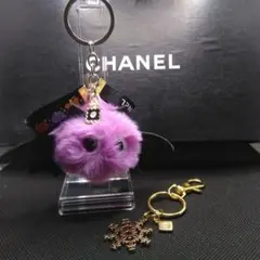 CHANEL2024クリスマス限定チャ―ム&ふわふわポンポンハロインバ―ジョン