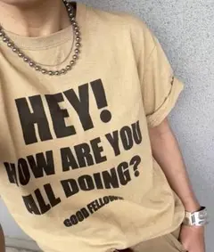 GOOD FELLOWS. HEY! ロゴTシャツ
