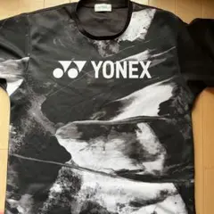 YONEX 黒白抽象模様シャツ