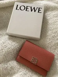loewe コンパクト財布 ピンクチューリップ