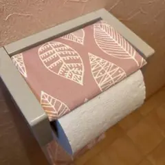 3188【2点100円、3点200円引き】リーフ柄トイレットペーパーカバー
