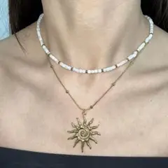 【グランジ】Gold sun charm & white necklace