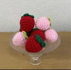 ＊＊ぶぅ。＊＊ でかいちご 赤&ピンク♪
