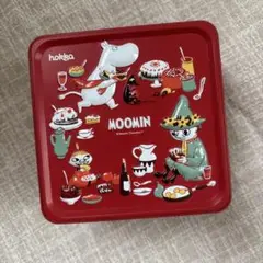 ムーミン　缶　赤