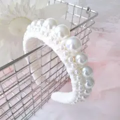 カチューシャ 太め ホワイト パール 大きめ フォーマル 韓国 アクセ 新品
