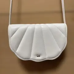 HM ホワイト ショルダーバッグ