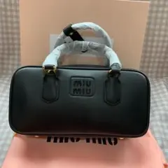 miu miu ブラック ボストンバッグ
