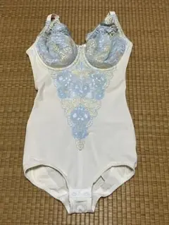 Item thumbnail for item d7751178-0c3f-4c23-baff-df1c7b2a1ce4