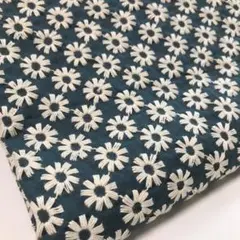 縦100cm×横95cm 刺繍生地