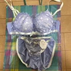 ブラとショーツセット