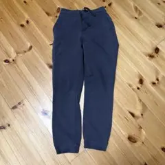 Item thumbnail for item 2510bee5-e80b-4fdf-92c5-8f4a347c648e