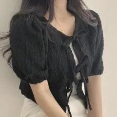 SHEIN 短丈 タイアップトップス ブラック