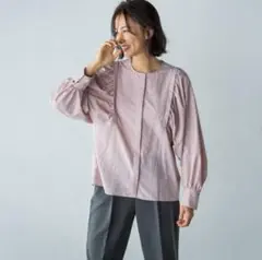 【美品】LAUTREAMONT ロートレアモン 帯電防止デザインスリーブブラウス