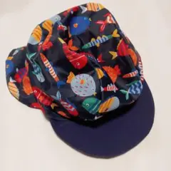スイミングキャップ、帽子　日除け付きカラフル魚柄キャップ