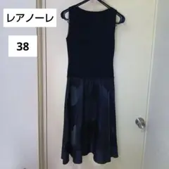 黒のノースリーブニットワンピース　フレアワンピース　レアノーレ