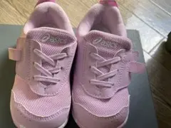 Item thumbnail for item 17eb882b-0a3d-4a40-8cff-7015eb823075