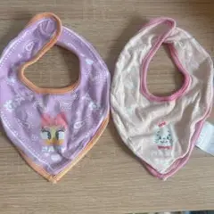 バンダナ風スタイ 2枚セット　ディズニーリゾート　マリーちゃん　デイジー