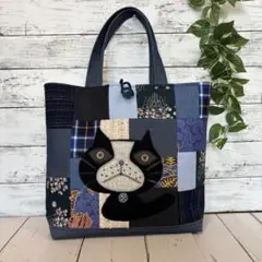 ハンドメイドトートバッグ　No.888 一点物　パッチワーク風　ネコバッグ