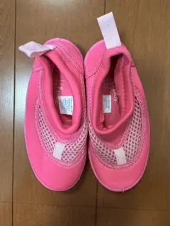 【新品未使用】ピンク　メッシュ　キッズ14cm 水遊び用シューズ