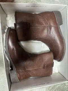 Item thumbnail for item 02547300-5756-4776-93eb-8fb26278a6ad