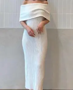 売り切りセールエイミーオフショルワンピース