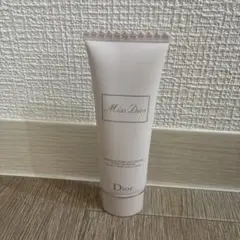 Item thumbnail for item fe3e77c4-d7f7-44df-93ea-0b59d8546895